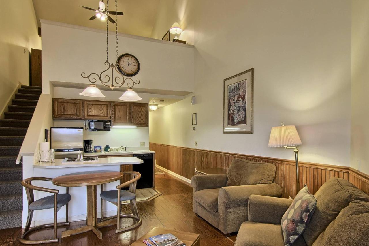 209 Pointes North Inn Charlevoix Ngoại thất bức ảnh