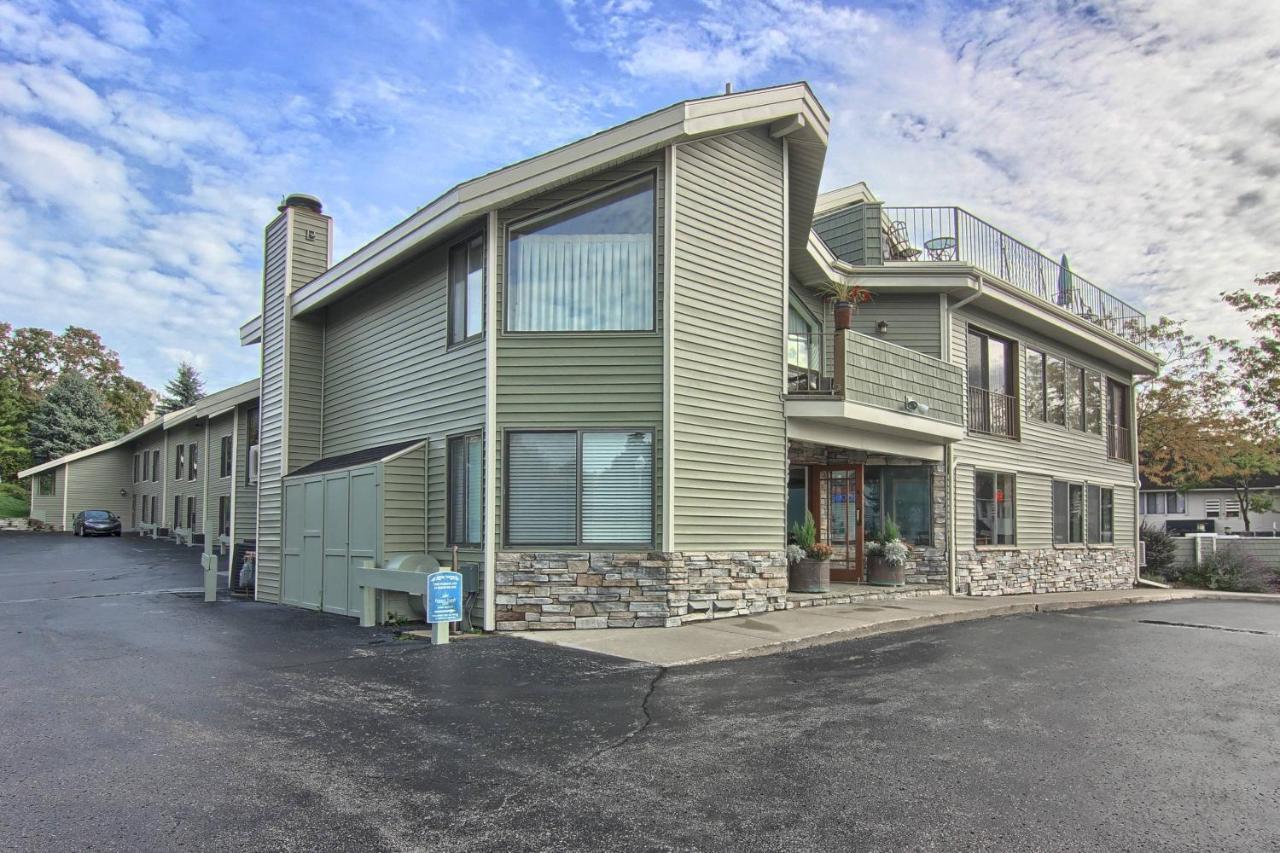 209 Pointes North Inn Charlevoix Ngoại thất bức ảnh
