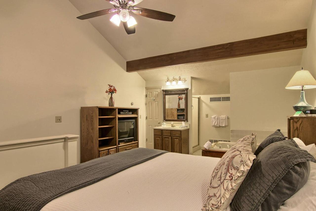 209 Pointes North Inn Charlevoix Ngoại thất bức ảnh
